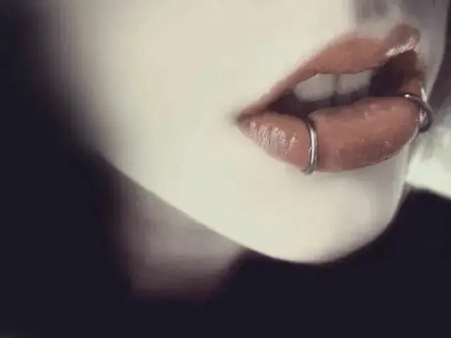 【西檬之家】字母圈TK入门：Tickle与BDSM安全边界指南